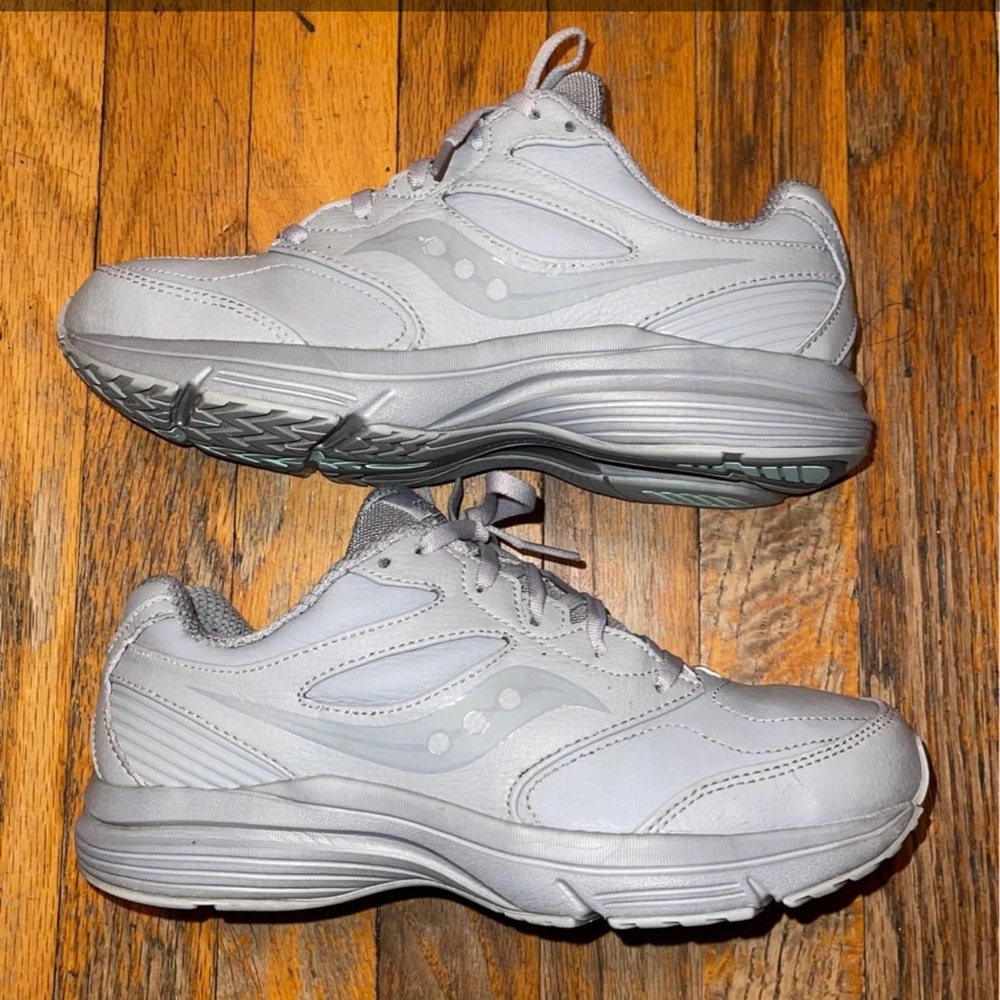 Saucony Womens Sneakers